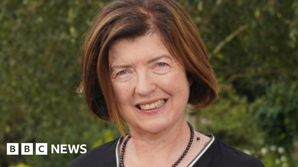 Sue Gray to tell government watchdog when job talks with Labour began