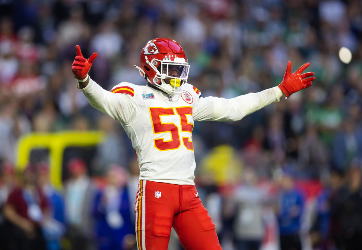 Chiefs expected to release DE Frank Clark after failing to agree on reworked contract