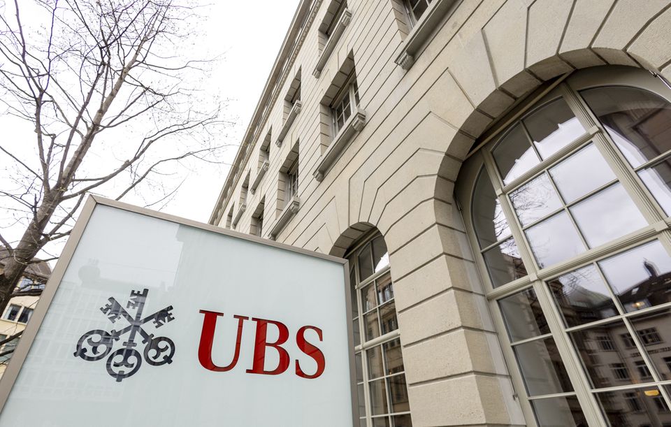 UBS looks to bring Naratil back and mulls Swiss bank spin-off, NZZ am Sonntag reports