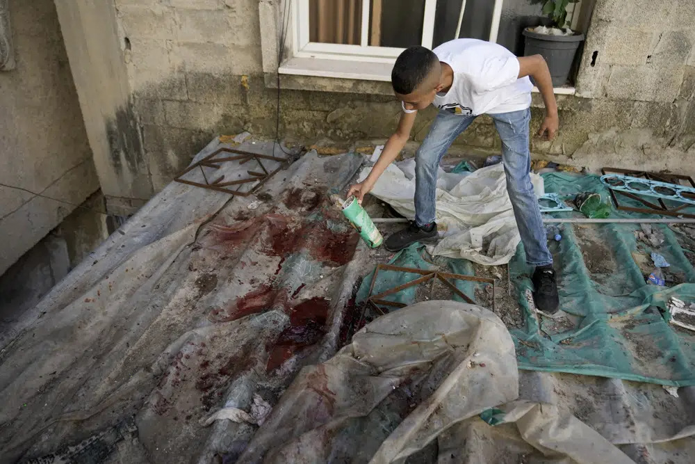 Israeli army kills 2 Palestinians in West Bank raid