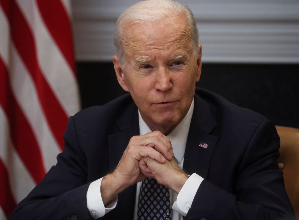 Biden says not yet ready to invoke 14th Amendment to avoid debt default