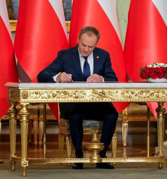 Newly appointed Polish Prime Minister Donald Tusk attends the cabinet swearing-in ceremony at the Presidential Palace in Warsaw, Poland December 13, 2023. REUTERS/Aleksandra Szmigiel