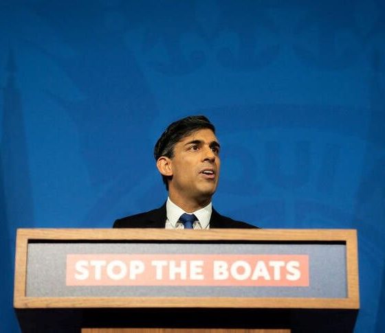Prime Minister Rishi Sunak attends a press conference in the Downing Street Briefing Room, in London, Britain December 7, 2023. James Manning/Pool via REUTERS
