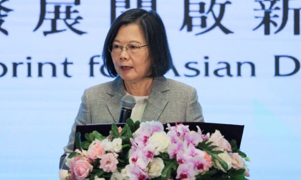 Taiwan's President Tsai Ing-wen speaks during the Yushan Forum in Taipei, Taiwan October 11, 2023. REUTERS/Annabelle Chih/File Photo